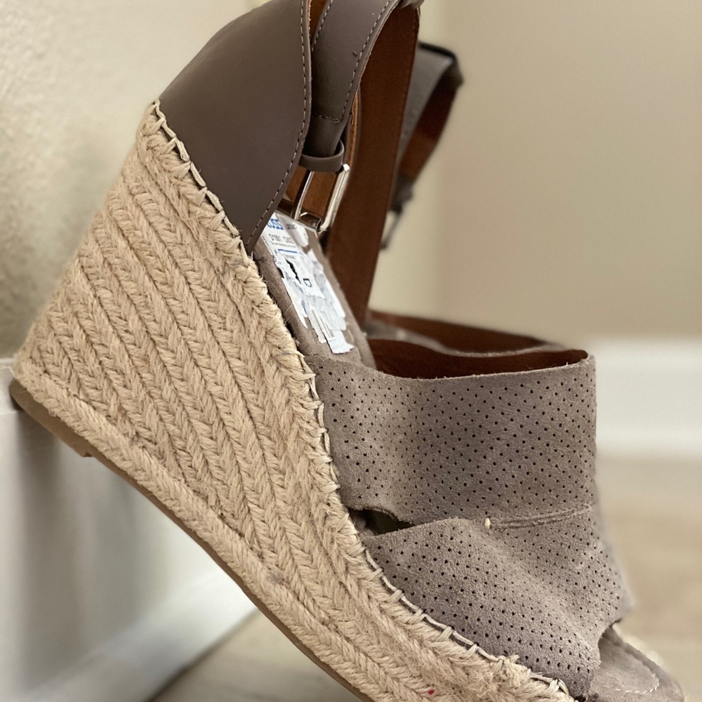 Steve Madden wedges